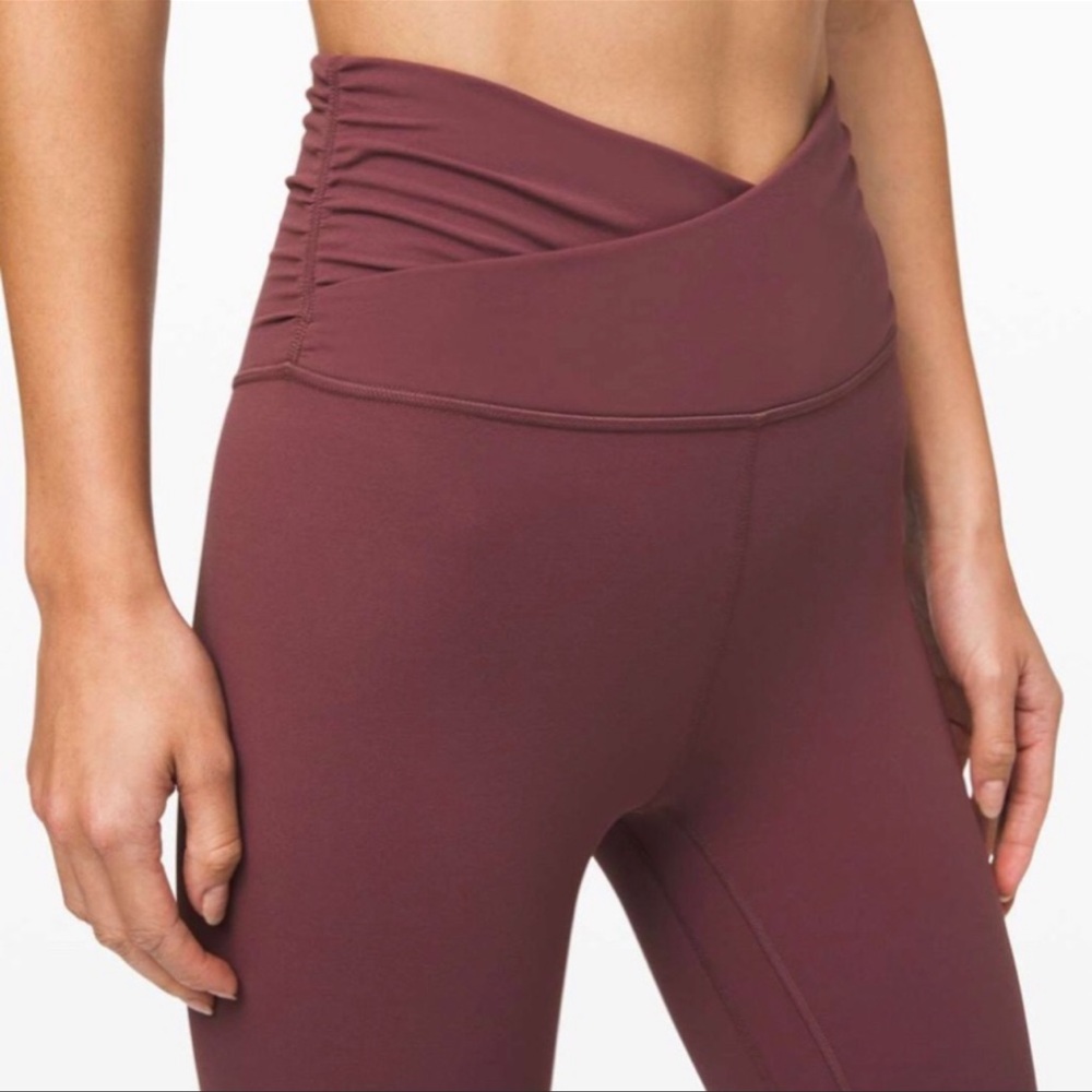 LULULEMON LEGGINGS
